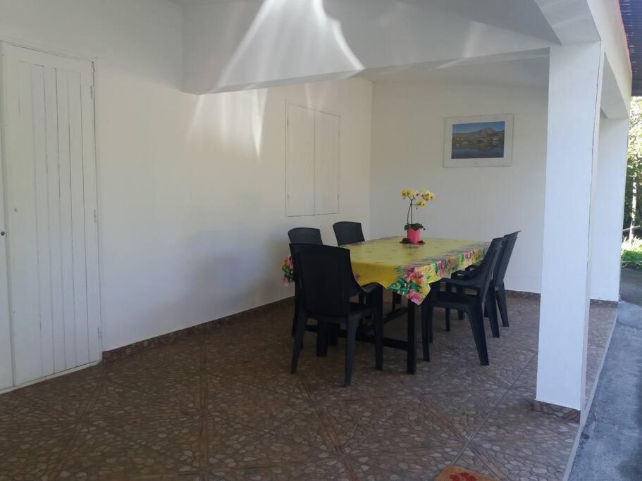 Location Saisonniere Le Clos Des Agrumes Sainte Anne Luaran gambar