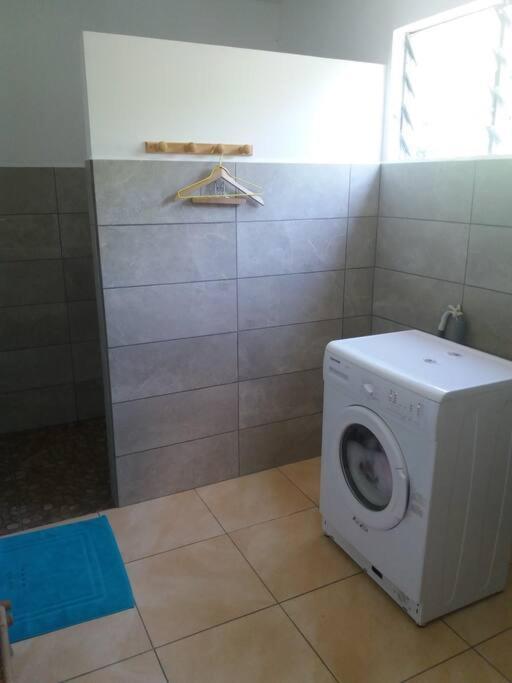 Location Saisonniere Le Clos Des Agrumes Sainte Anne Luaran gambar